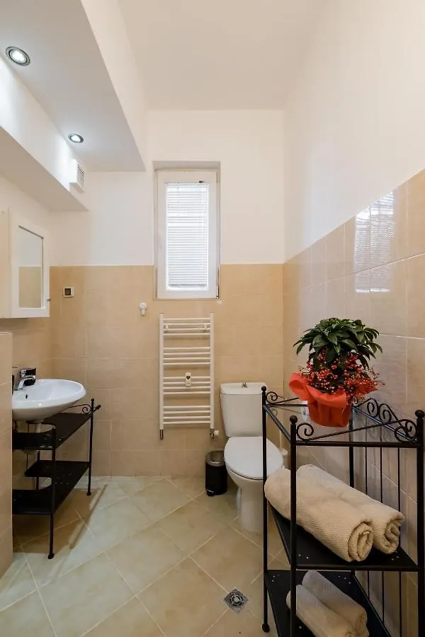 Apartment Spacious 3 Bedroom Home In Sofia'S Top Center Bulgaria