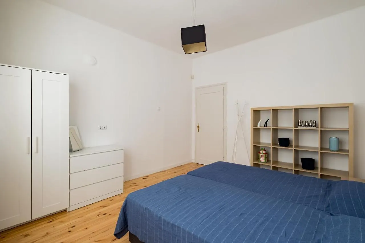 Spacious 3 Bedroom Home In Sofia'S Top Center Apartment Sofia