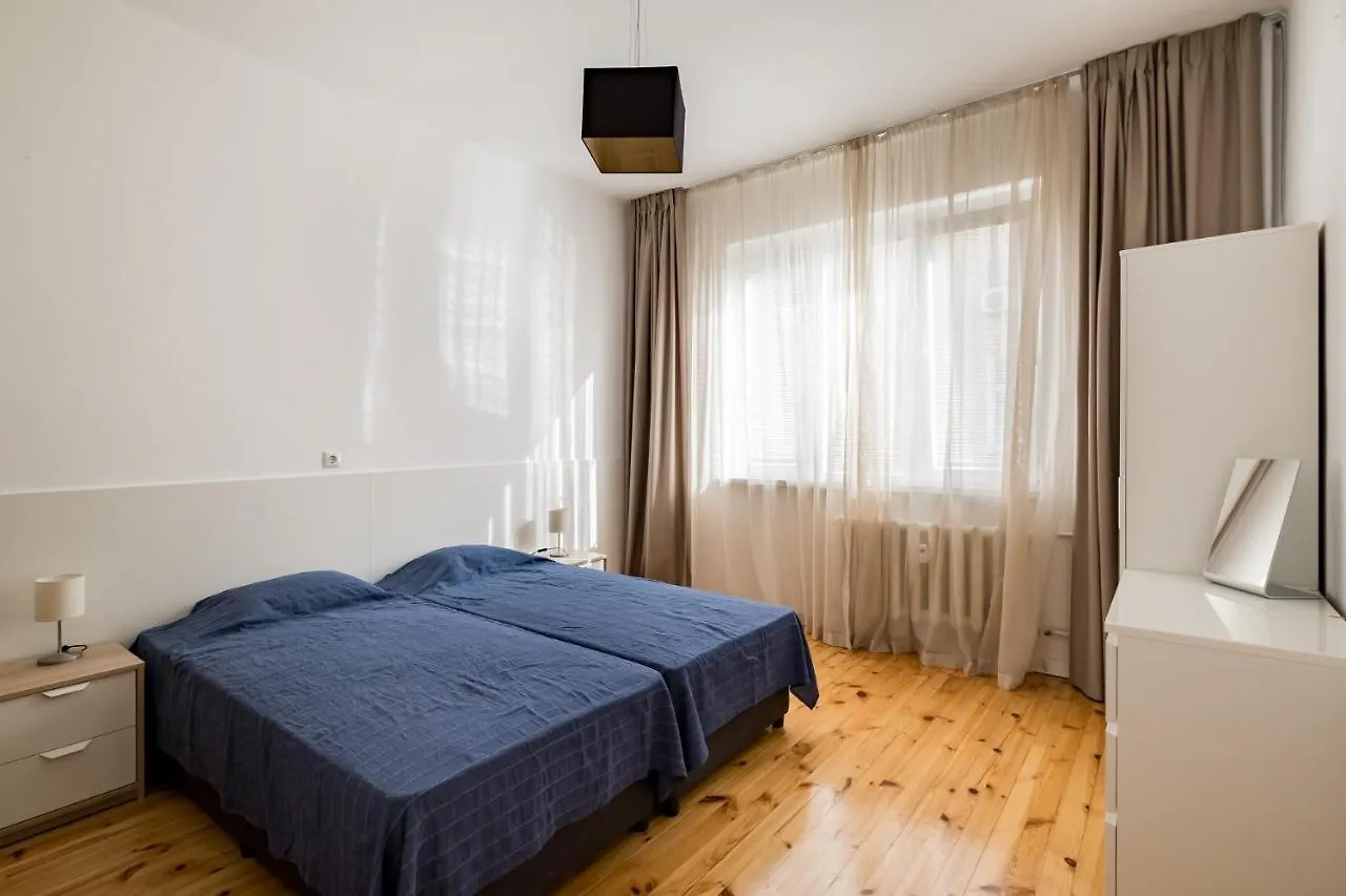 Apartment Spacious 3 Bedroom Home In Sofia'S Top Center